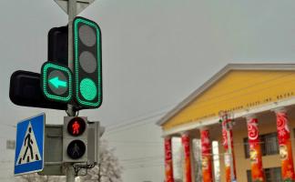 Светофоры нового поколения с контурной LED-подсветкой установлены на улицах Витебска